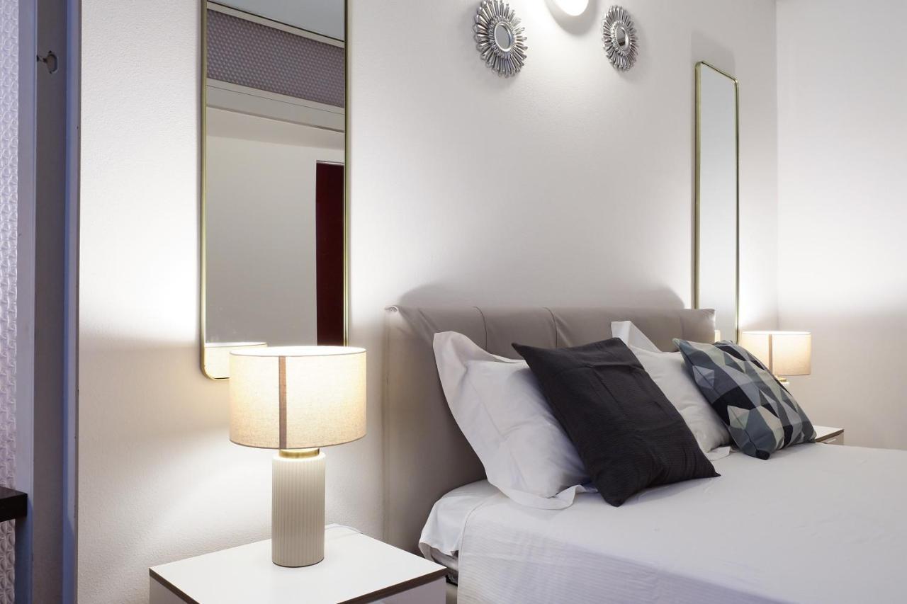 Mila Apartments Alessi Милан Экстерьер фото